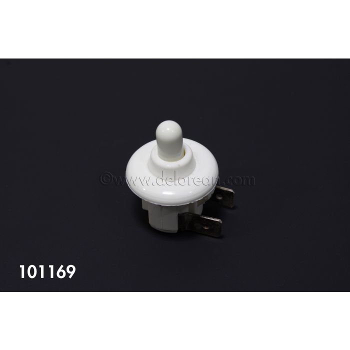 LUGGAGE COMPARTMENT LIGHT SWITCH