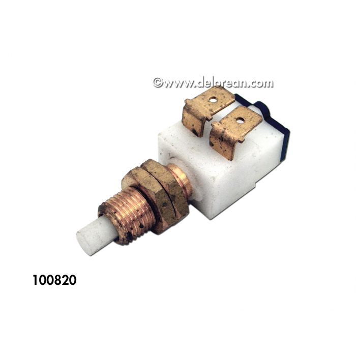 BRAKE (STOP) LIGHT SWITCH
