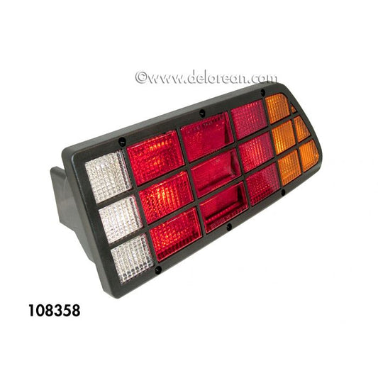 RH TAIL LIGHT LENS